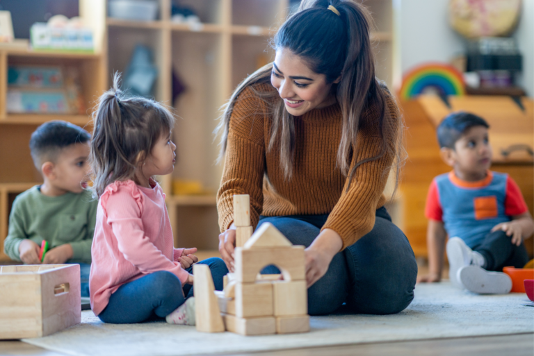 Do Apoio à Autonomia: O Poder do Scaffolding na Educação