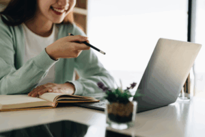 Read more about the article A inteligência artificial chegou às escolas